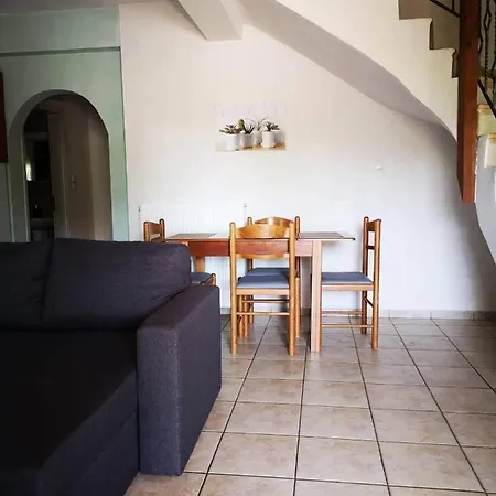 Apartamento Lithino Stoúpa